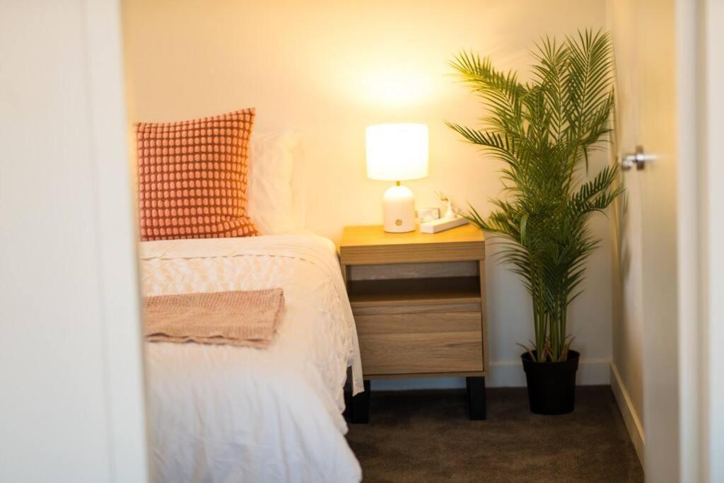 Apartment Burwood Luxury 3bed 2bath Close Westfield