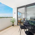 Sydney Burwood Luxury 3Bed 2Bath Close Westfield