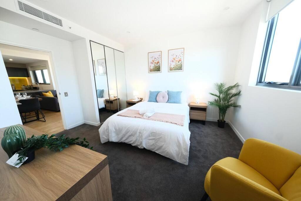 Burwood Luxury 3bed 2bath Close Westfield * Sydney