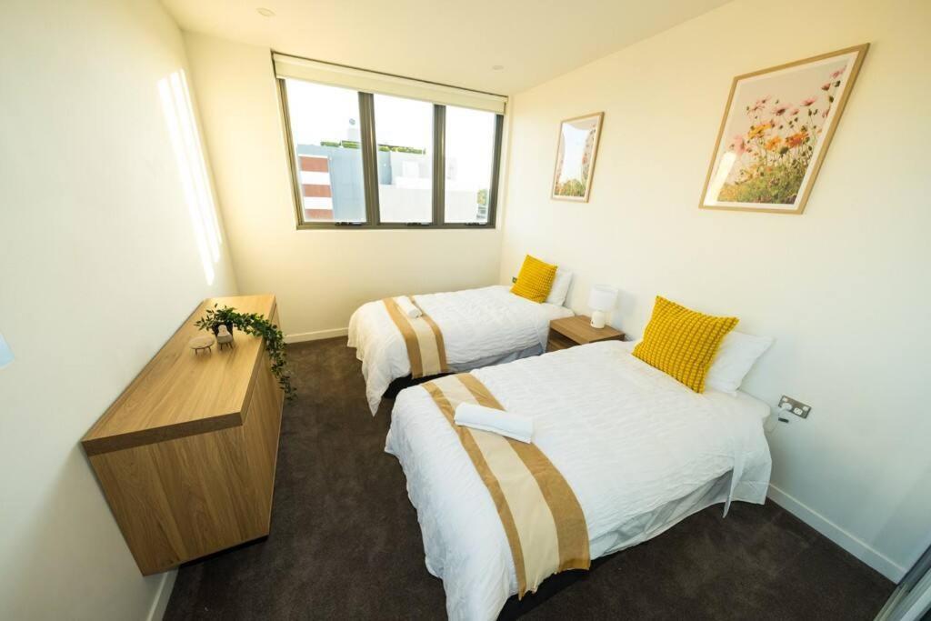 Burwood Luxury 3bed 2bath Close Westfield *