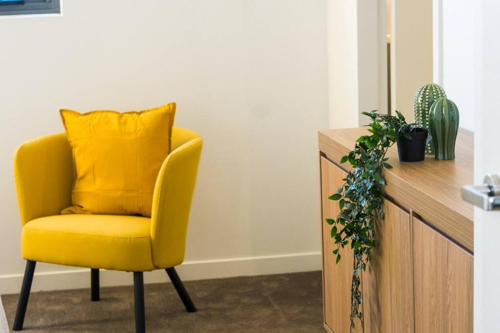 Apartment Burwood Luxury 3bed 2bath Close Westfield Sydney